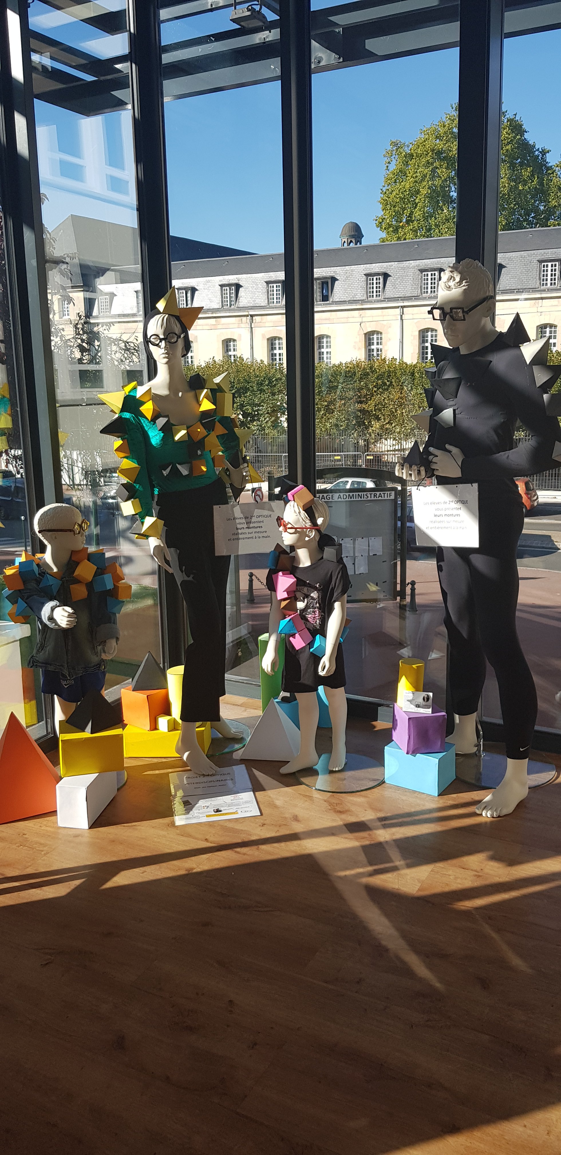Lycee Jean Perrin St Cyr L Ecole